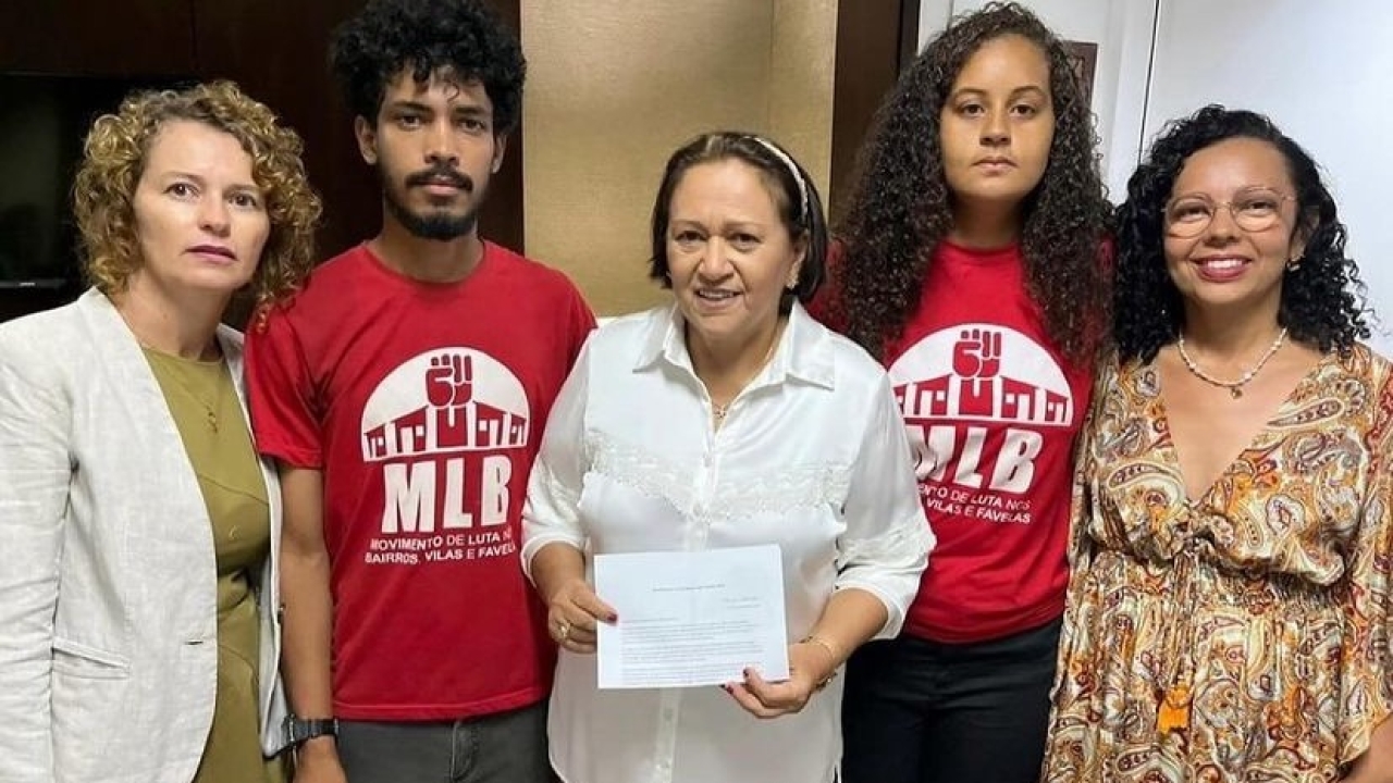 Fátima, Divaneide e Isolda recebem invasores