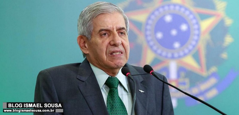 General Heleno estÃ¡ com coronavÃ­rus