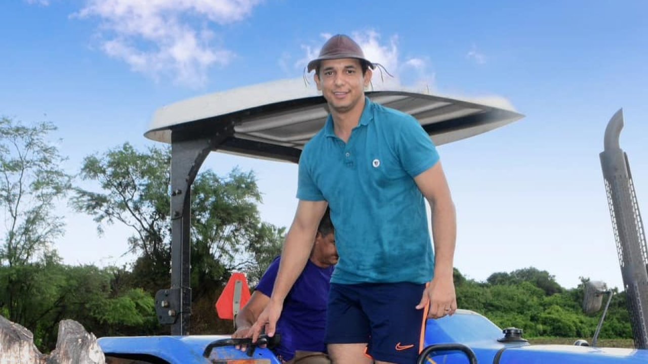 Allyson dedica o domingo na zona rural de Mossoró
