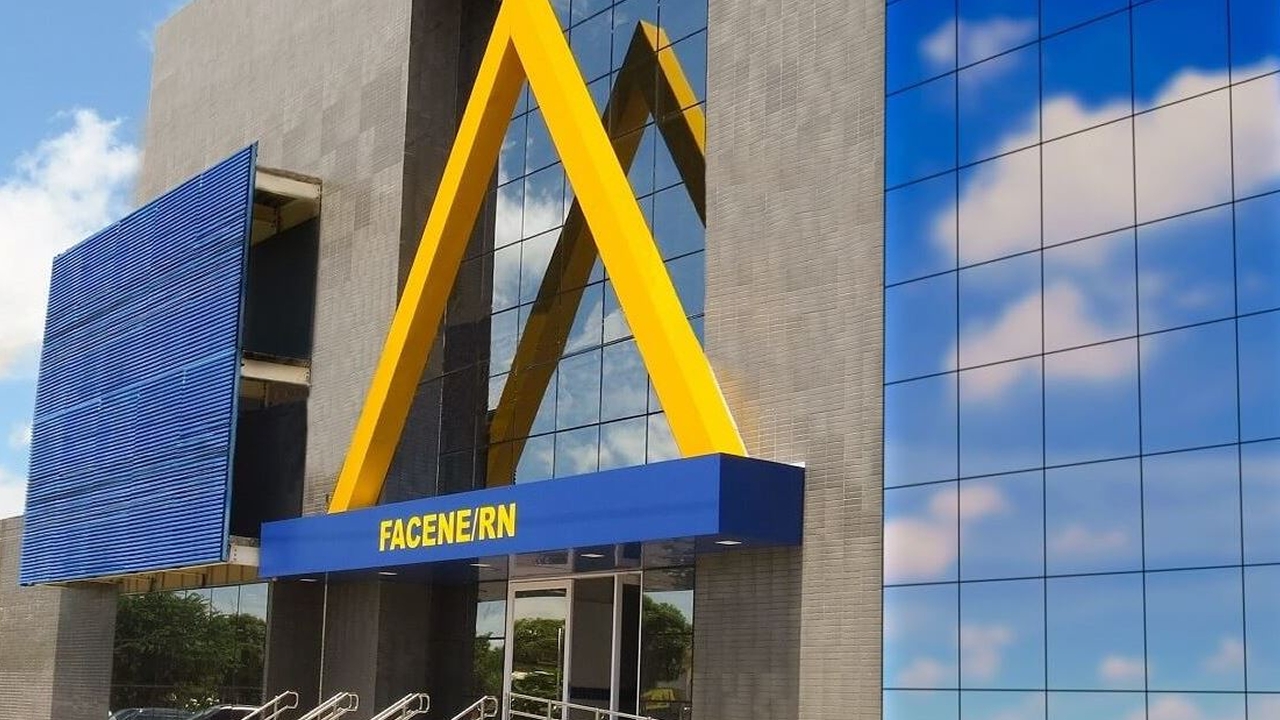 FACENE repudia episódio com símbolo nazista em formatura e afirma não ter vínculo com o evento