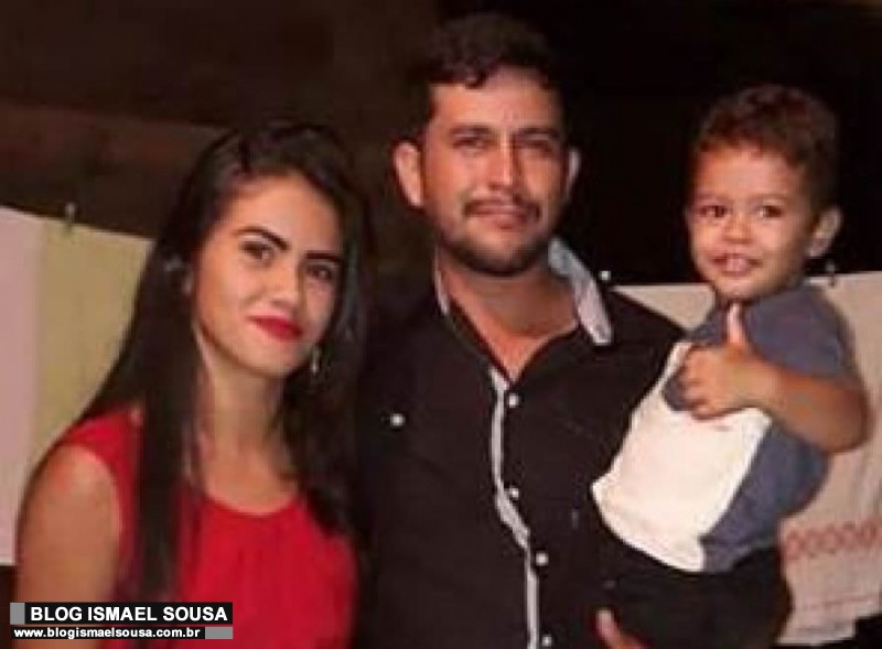 Pai, mÃ£e e filho morrem em acidente entre carro e motocicleta na regiÃ£o Oeste