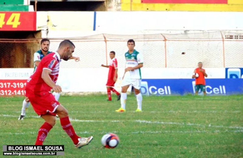 BaraÃºnas e Potiguar empatam no segundo clÃ¡ssico Potiba do ano