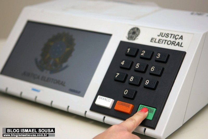 Clubes Militares defendem “voto auditável” em nota