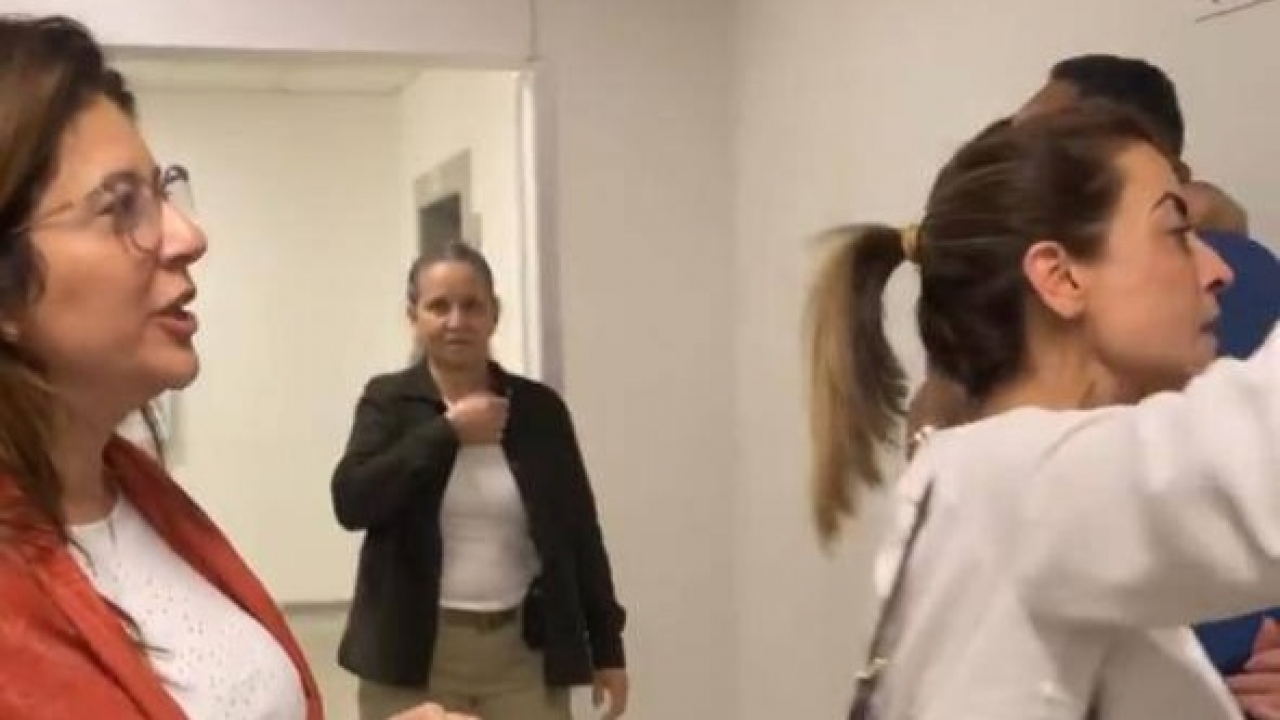 Carla Dickson e seus dois candidatos à presidência