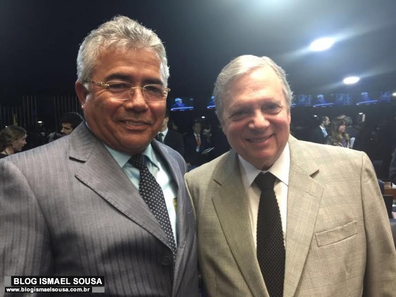 TiÃ£o recebe o senador Tasso Jereissati na quinta-feira (15)