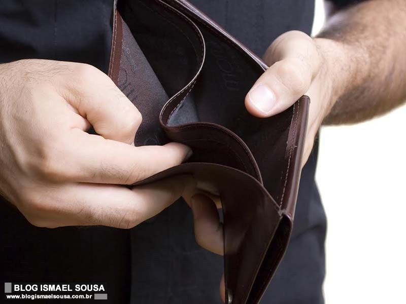 Alerta: servidores do Estado correm risco de nÃ£o receber 13Âº de 2019