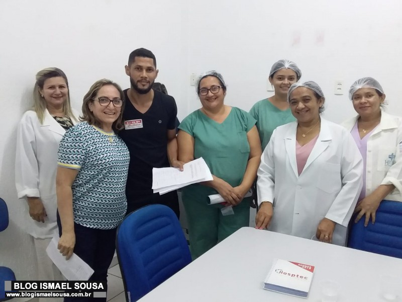 Enfermeiros sÃ£o recebidos por diretora do HRTM descartam greve