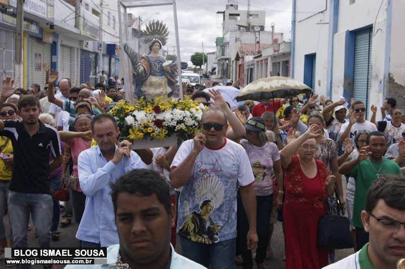 Imagem de Santa Luzia inicia jornada peregrina no SantuÃ¡rio de Santa Rita de CÃ¡ssia