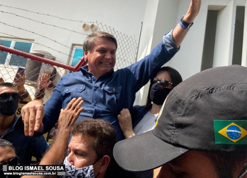 Bolsonaro é eleito a Personalidade do Ano de 2021 da revista "Time"