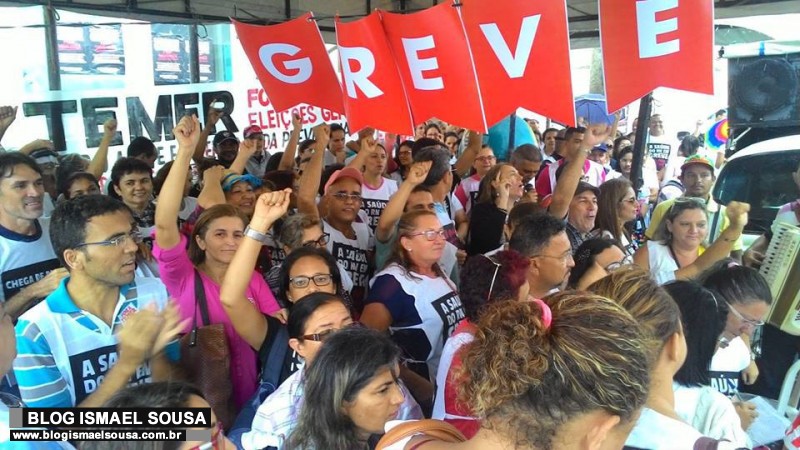 Servidores da saÃºde do estado aprovam greve para o dia 13 por tempo indeterminado