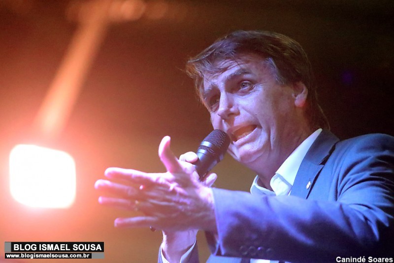 Bolsonaro visa promover o "AlianÃ§a pelo Brasil" em "live" com apoiadores do RN