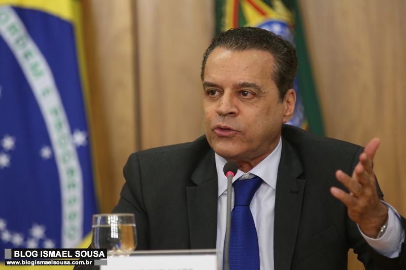 Desembargador manda soltar ex-deputado federal Henrique Eduardo Alves