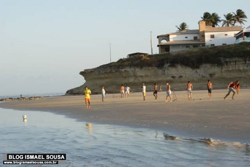 Veraneio fraco e com pouca movimentação política em Tibau