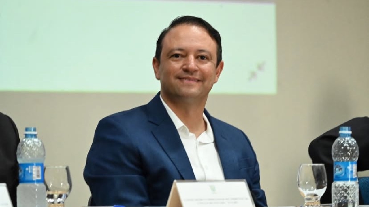Prefeito de Assú está internado em UTI de hospital de Mossoró
