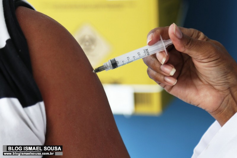 Covid: Com avanço da vacinação, Brasil registra queda de 90% no número de óbitos em 7 meses