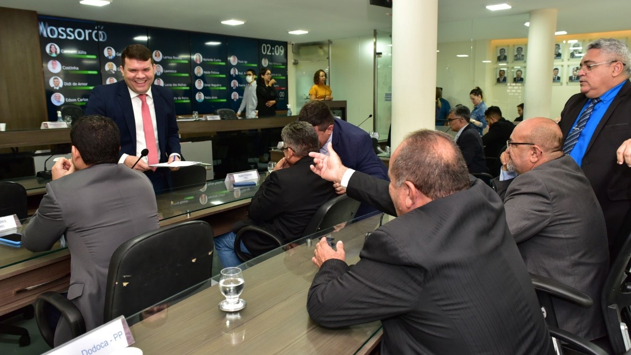 Projeto de Lawrence valoriza fundação da Uern
