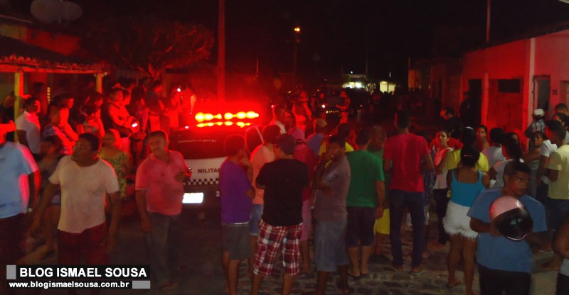 VÃ­tima reage e mata assaltante que usava colete de mototaxista no Santo AntÃ´nio