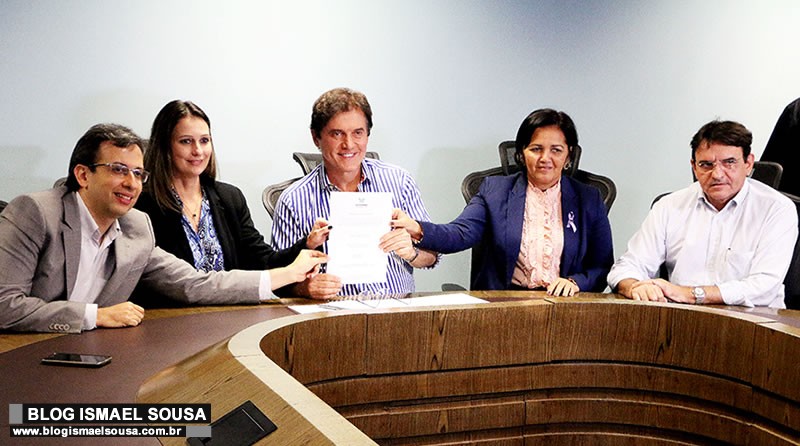 Governador assina ordem de serviÃ§o para construÃ§Ã£o do LaboratÃ³rio Forense