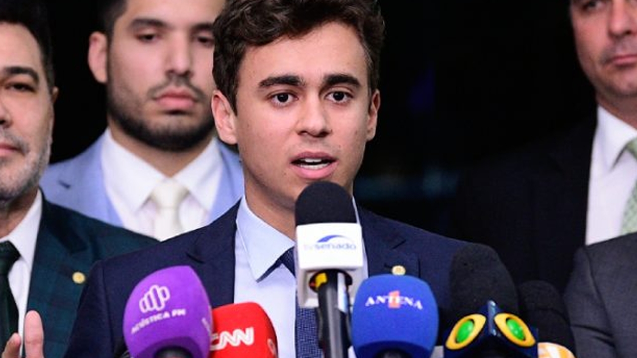 Nikolas aciona TCU sobre enxoval de algodão egípcio de Lula