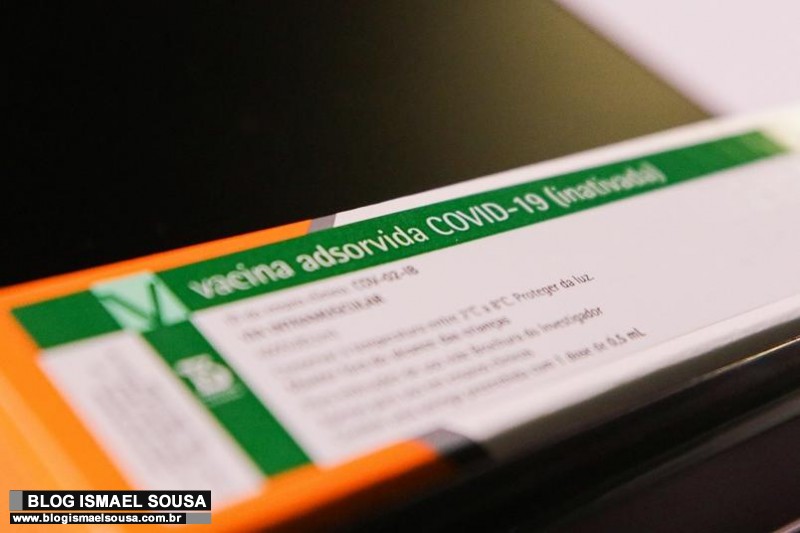 Anvisa autoriza uso emergencial da Coronavac
