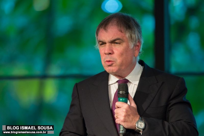 "Vagabundos nÃ£o vÃ£o me intimidar", diz FlÃ¡vio Rocha sobre invasÃ£o do MST