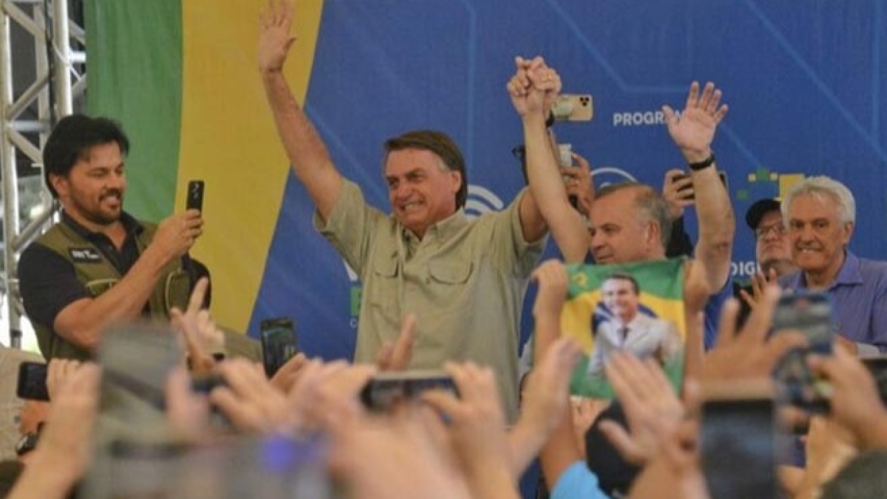 Novamente, Câmara aprova título de cidadão natalense a Bolsonaro