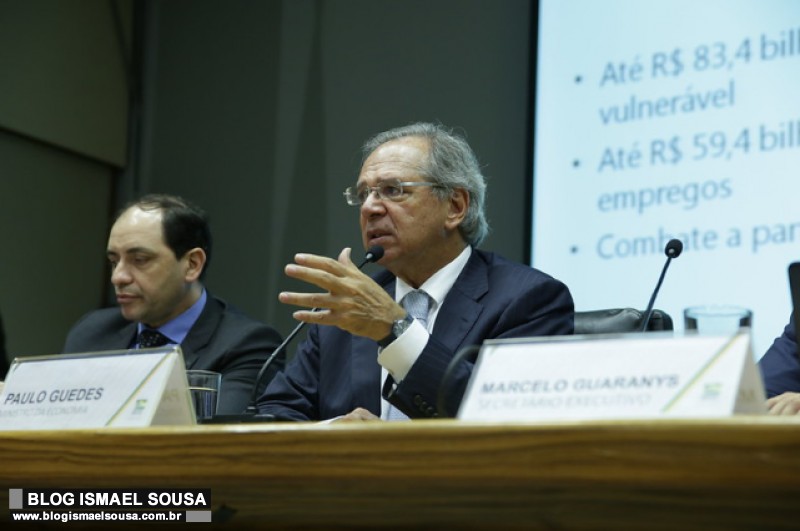 Paulo Guedes vai injetar R$ 147,3 bilhÃµes na economia para diminuir impactos do coronavÃ­rus