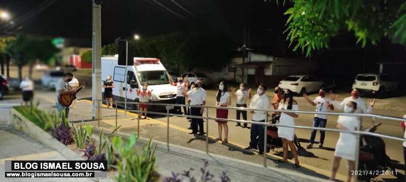 Fiéis católicos e evangélicos se unem para fazer oração por profissionais de saúde e pacientes internados em hospitais de Mossoró