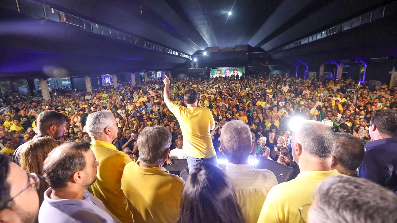 Cerca de 70 prefeitos participam de ato do PL em Natal e reforçam palanque de Álvaro e Babá