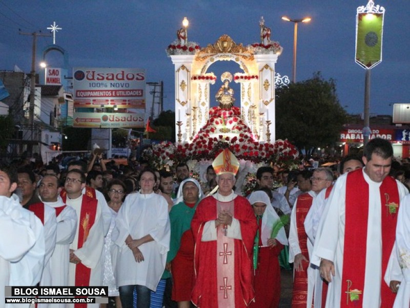 Cortejo luminoso conduzirÃ¡ imagem de Santa Luzia na madrugada do dia 13