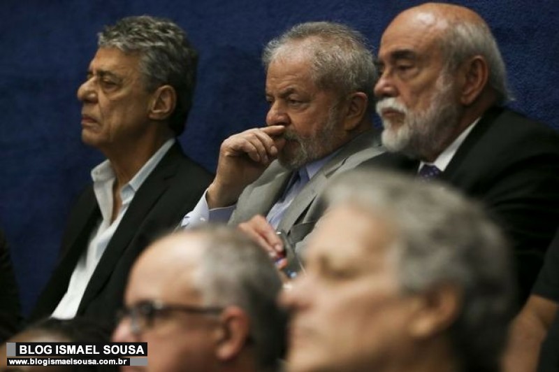 Lula Ã© denunciado na Lava Jato