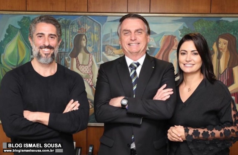 Esquerda xinga Marcos Mion e filho autista por foto ao lado de Bolsonaro