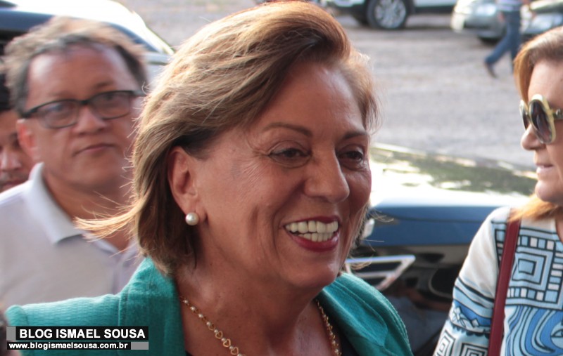 Prefeita Rosalba Ciarlini passa por cirurgia para remoÃ§Ã£o de hÃ©rnias abdominais