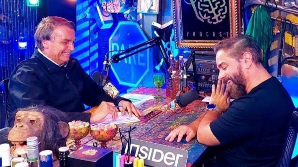 Bolsonaro bate Lula e se torna a maior Live do YouTube