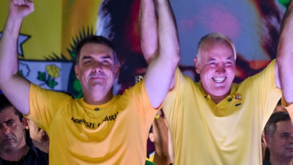 Coronel Hélio dispara, cresce mais de 9 pontos em três meses e entra na briga pela segunda vaga ao Senado no RN