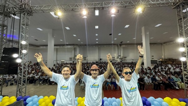 Allyson reúne 1.000 jovens em aula inaugural do programa Jovem do Futuro