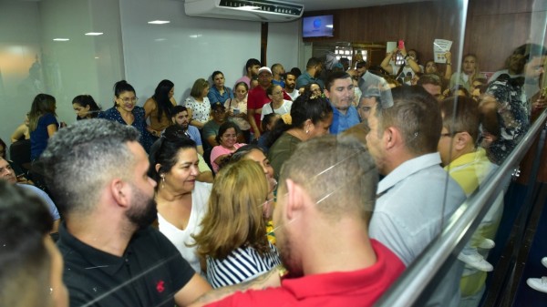 Em sessão tumultuada, Câmara de Mossoró aprova projetos da Prefeitura