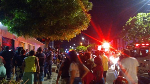 Urgente: Duas pessoas baleadas durante tentativa de assalto em Mossoró