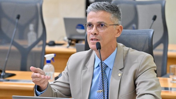 Coronel Azevedo critica 'maquiagem do IDEB' e pede revogação de Portaria de Fátima