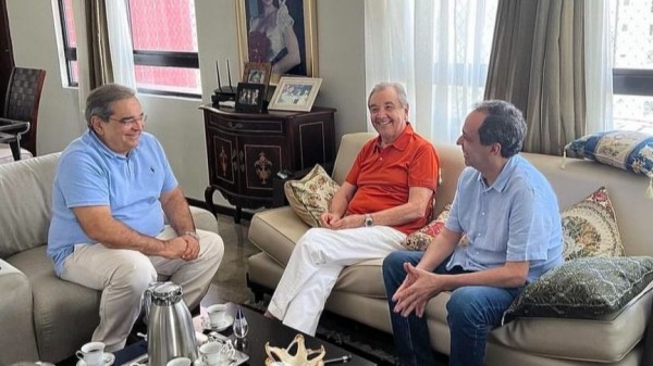 Encontro entre Álvaro Dias, Fábio Dantas e Agripino não se consolida como confirmação de apoio à candidatura