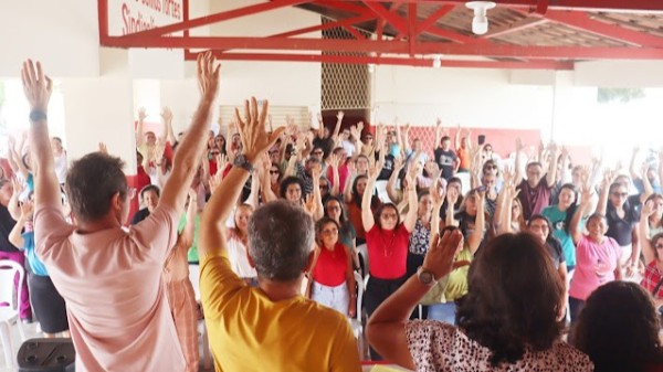 Professores estaduais e municipais sinalizam paralisação em Mossoró