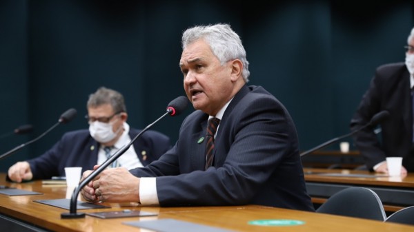 Emenda de R$ 209 mil do General Girão assegura compra de ambulância para a Maísa