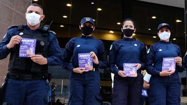 Campanha “Agosto Lilás” estimula população a denunciar casos de violência contra a mulher
