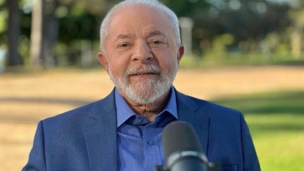 Não é piada: Lula anuncia criação do 38º ministério