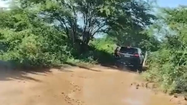 ABSURDO: Idema é acionado pelo Governo para fechar desvio improvisado na BR-304