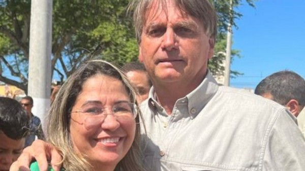 Seria uma injustiça enorme barrar Clorisa no palanque de Bolsonaro no RN