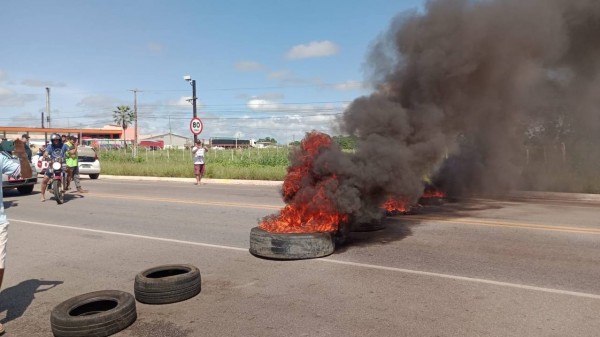 A situação do Nova Mossoró é crítica, mas queimar pneus e interditar a BR não é a melhor forma de se fazer protesto