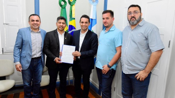 Prefeito envia para a Câmara projeto de lei que permite construção do novo estádio Nogueirão