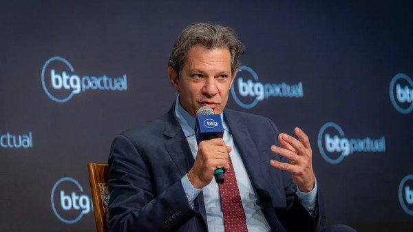Haddad provoca o mercado: 'Meninada que fica na frente do computador'