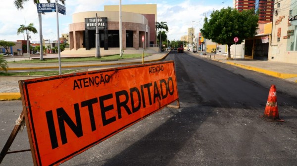 Obra de asfalto na Avenida Rio Branco entra na fase de conclusão